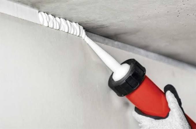 Cable tray and data communications wiring in commercial building